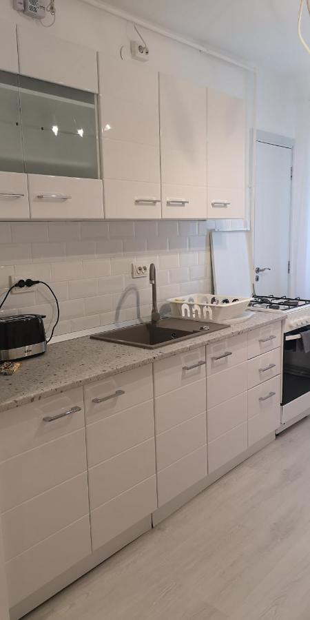 Diamond Apartment Târgu-Mureş Esterno foto