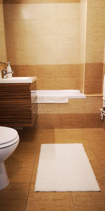 Diamond Apartment Târgu-Mureş Esterno foto
